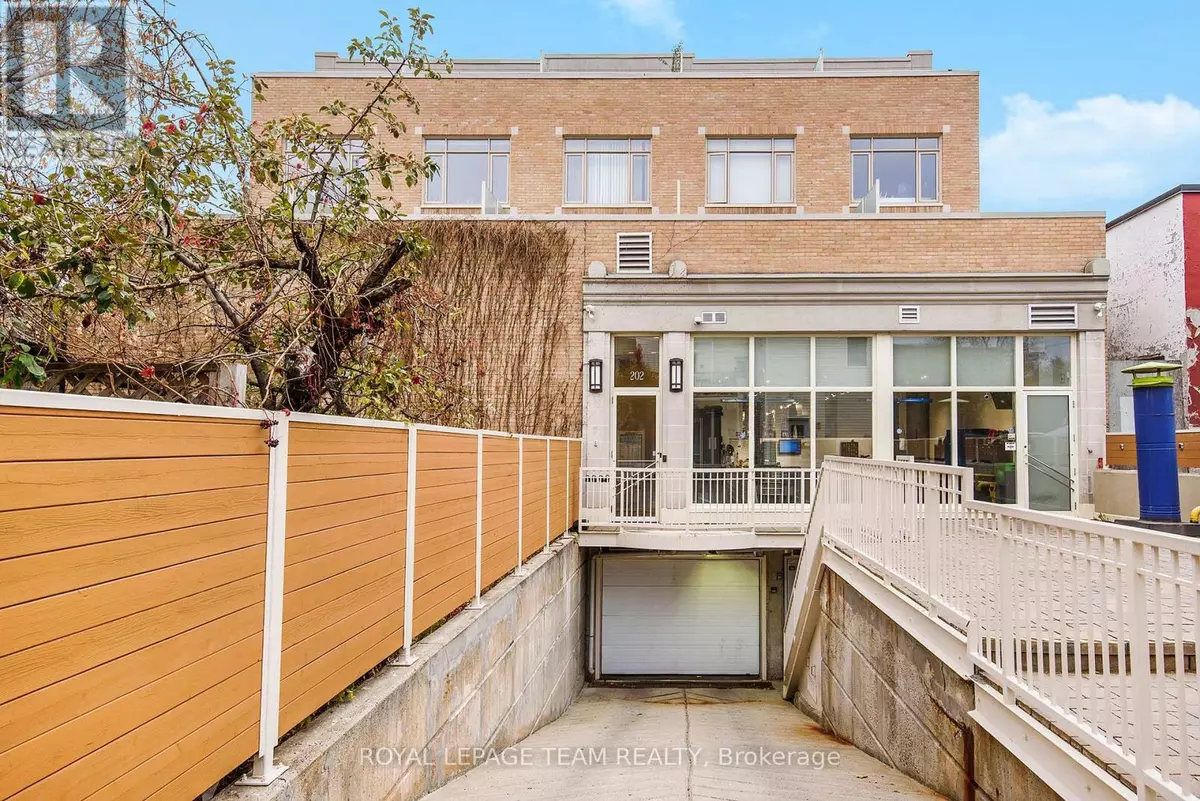 Ottawa, ON K1N5K3,202 St Patrick ST #19