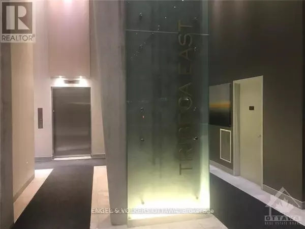 Ottawa, ON K2P0X5,40 Nepean ST #501