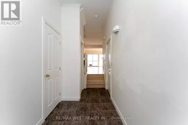 Norfolk (port Dover), ON N0A1N7,114 Brown ST #3