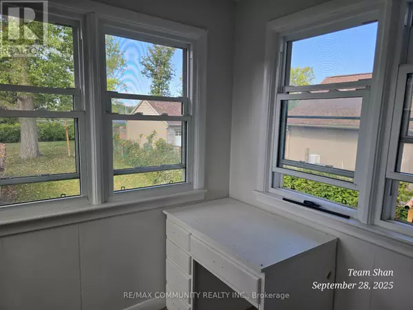 Niagara Falls (west Wood), ON L2H1L4,6023 MONTROSE ROAD