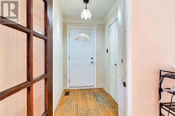 London East (east L), ON N5Z2B9,93 DILLABOUGH STREET