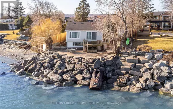 Hamilton (stoney Creek), ON L8E5C6,18 1/2 LAKESHORE DRIVE