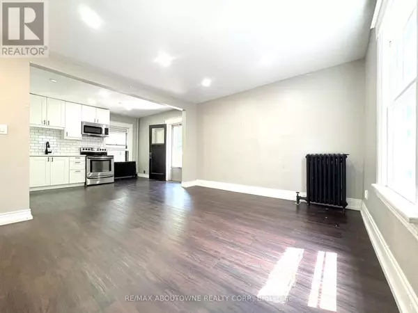 Hamilton (gibson), ON L8M2M2,19 Proctor BLVD #Unit 2