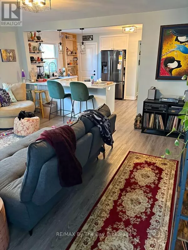 St. Catharines (downtown), ON L2R1T1,90 GRASS AVENUE