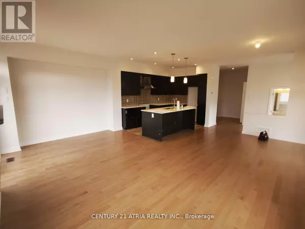 Ottawa, ON K2S1E7,534 TRIANGLE STREET