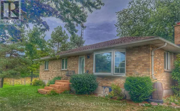 Bluewater (bayfield), ON N0M1G0,75652 BLUEWATER HIGHWAY