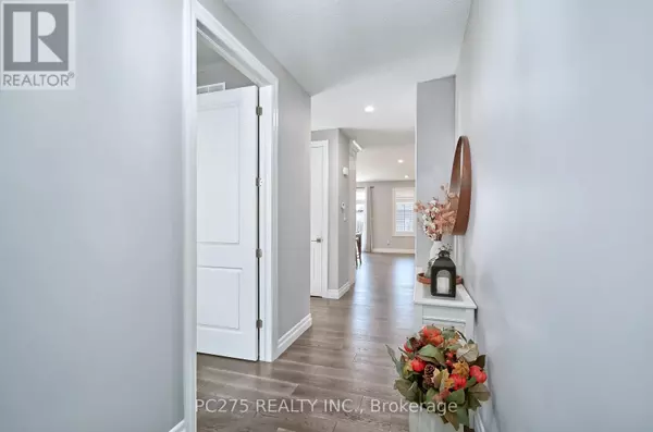 Strathroy-caradoc (mount Brydges), ON N0L1W0,2539 BOND STREET
