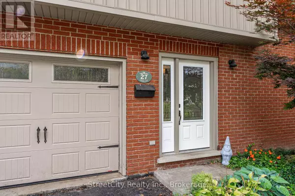 Stratford, ON N5A5K5,27 RIEHL COURT