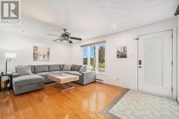 Clarence-rockland, ON K0A1E0,15 MAISONNEUVE STREET