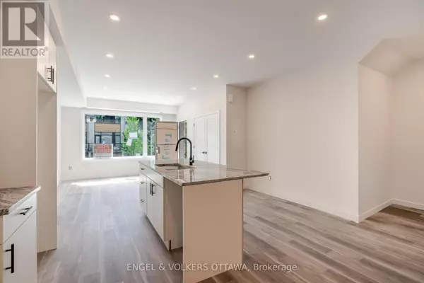 Ottawa, ON K1S2Z4,195 Hopewell AVE #C