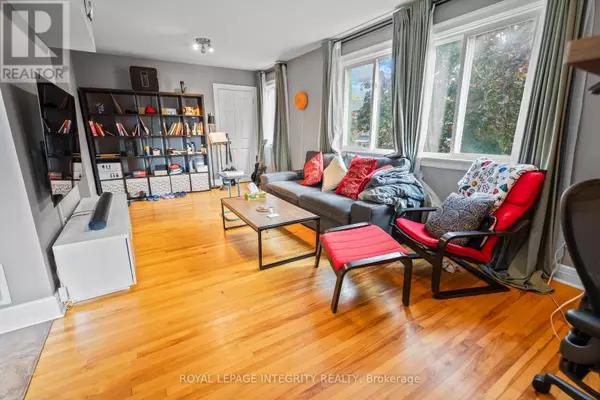 Ottawa, ON K1L6W6,256 ALFRED STREET