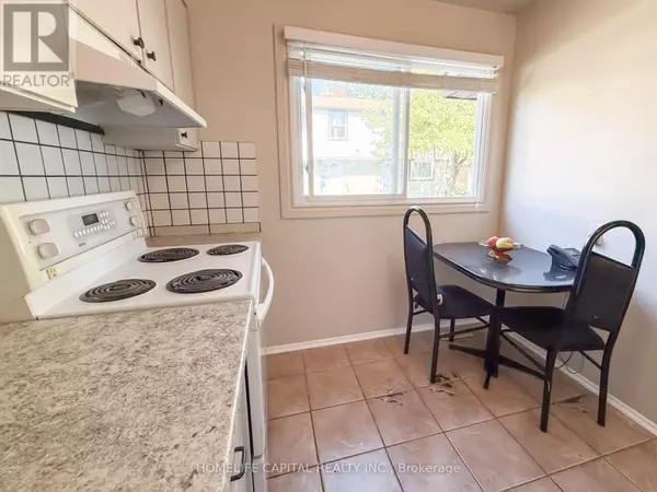 Ottawa, ON K1B5B7,2570 Southvale CRES #64