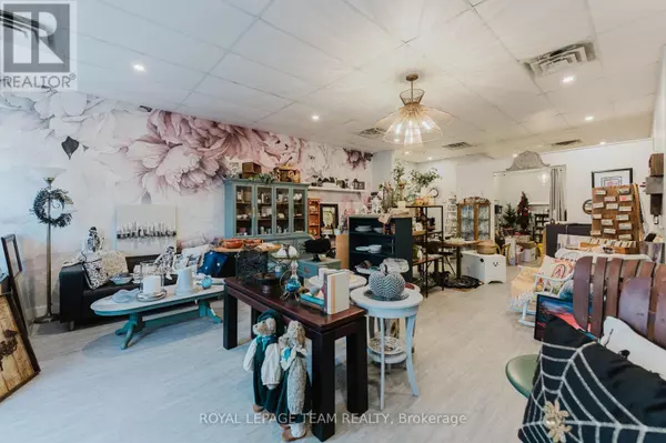 Arnprior, ON K7S3T9,75 Elgin ST West #Unit 7