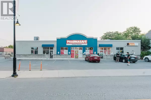 Arnprior, ON K7S1N8,104 Elgin ST West #Unit 3