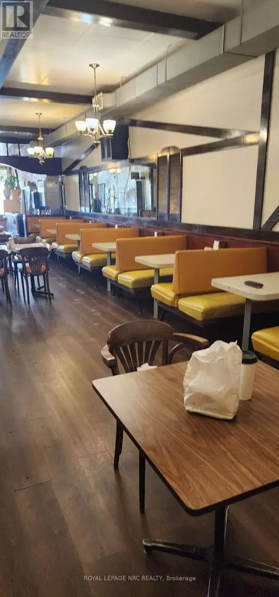 Niagara Falls (downtown), ON L2E4C5,4880 VICTORIA AVENUE