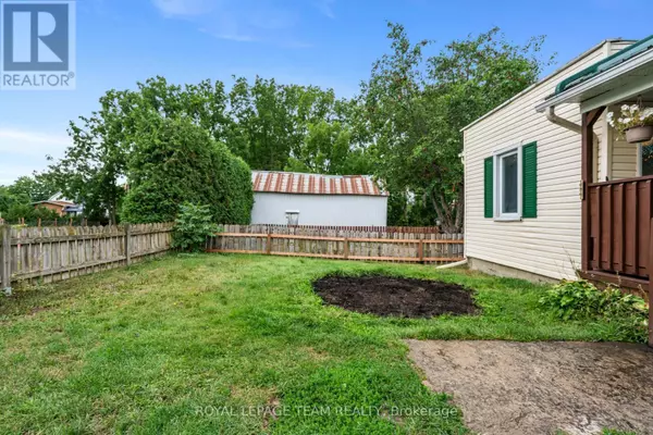 North Dundas, ON K0C1H0,46 JOSEPH STREET