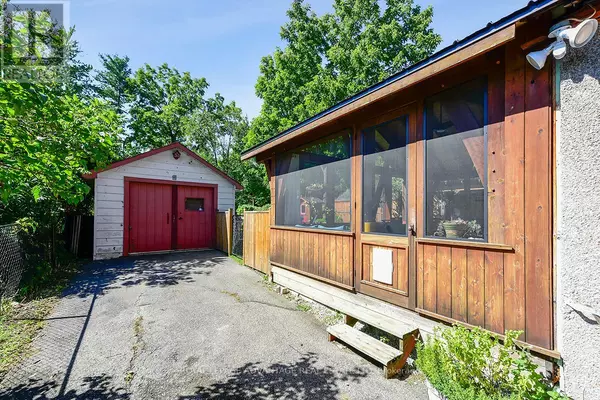 Perth, ON K7H1C1,74 BECKWITH STREET E