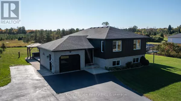 Georgian Bluffs, ON N0H2K0,200050 10 SIDE ROAD