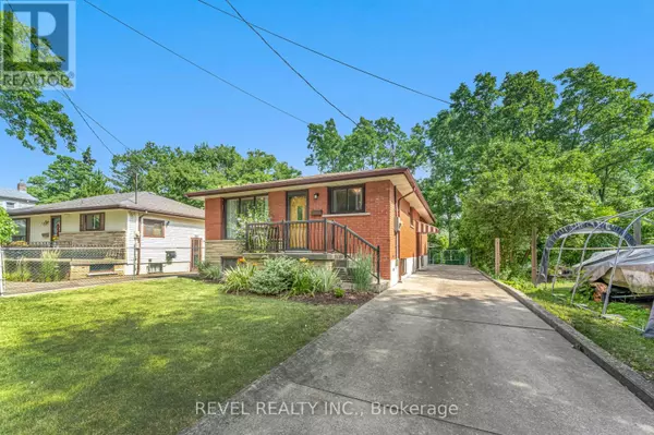 Hamilton (red Hill), ON L8K2C8,323 HIXON ROAD