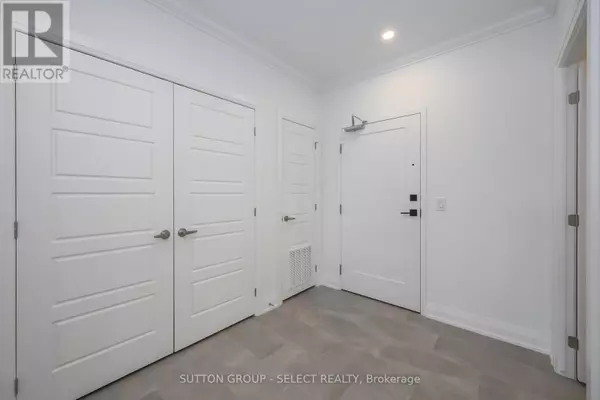 London South (south B), ON N6K0M3,1975 Fountain Grass DR #307