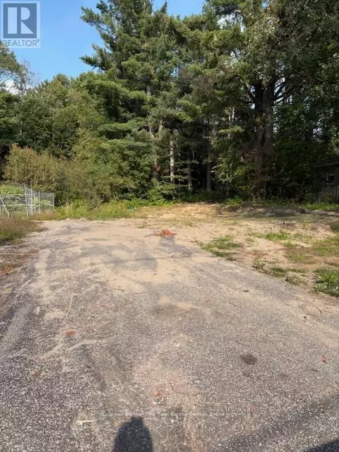 Bracebridge (macaulay), ON P1L2C6,379 MANITOBA STREET