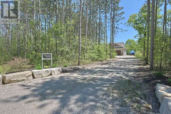 Lambton Shores, ON N0M1T0,8437 GOOSEMARSH LINE