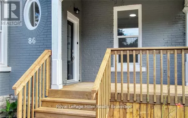 Stratford, ON N5A3W4,86 SHAKESPEARE STREET