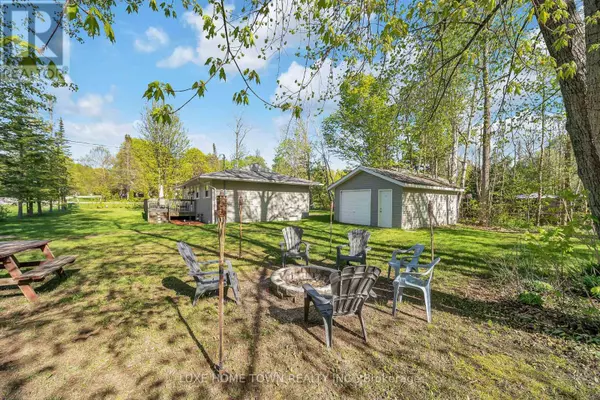 South Bruce Peninsula, ON N0H2G0,2 BIRCH STREET