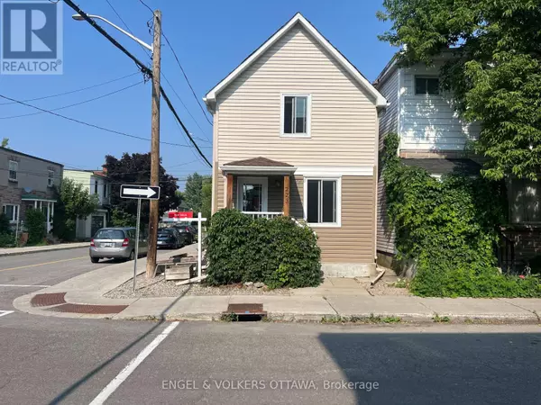223 CARRUTHERS AVENUE, Ottawa, ON K1Y1N8