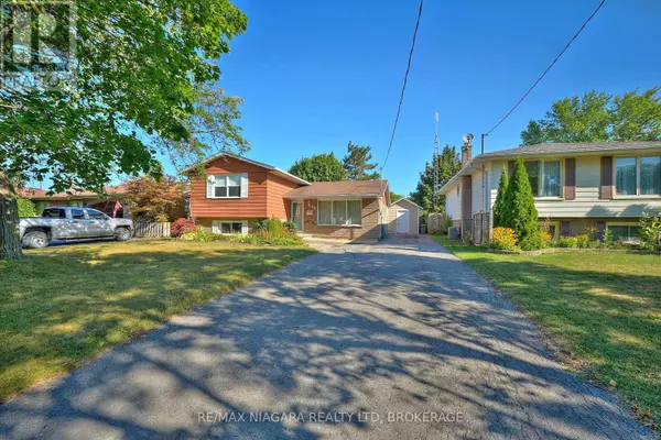 68 ACADIA CRESCENT, St. Catharines (secord Woods), ON L2P1H8