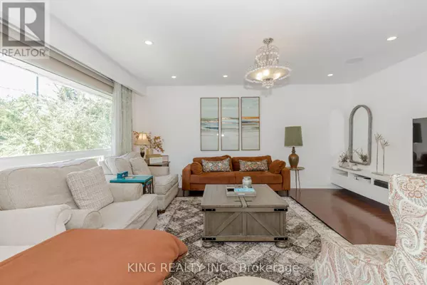 Hamilton (ainslie Wood), ON L8S2J6,28 AINSLIE AVENUE