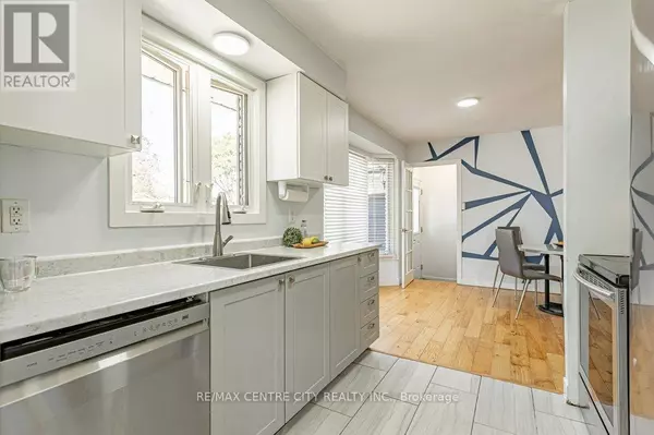 London South (south Y), ON N6E1J1,76 FITZROY PLACE