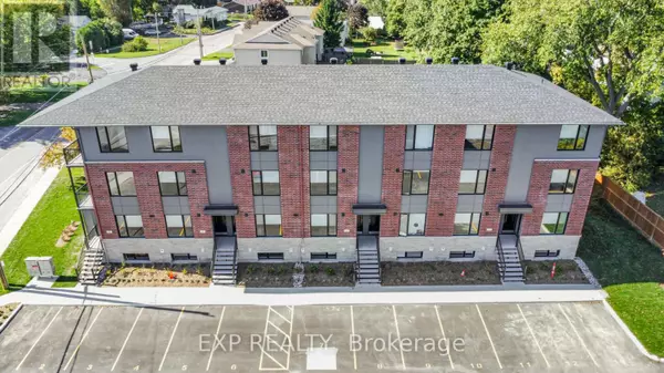 Russell, ON K4R0M2,251 Castor ST #4