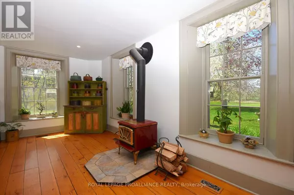 Port Hope, ON L1A3V8,5024 JAMIESON ROAD N