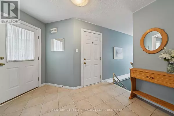 London South (south V), ON N6P1S7,4228 CAMPBELL STREET N