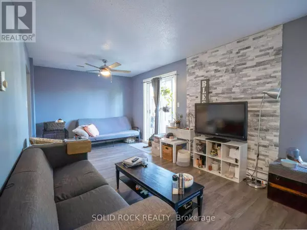 Carleton Place, ON K7C4B6,24 Townline RD West #106