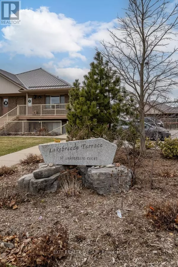 37 Lakebreeze CT ##3B, Prince Edward County (wellington Ward), ON K0K3L0