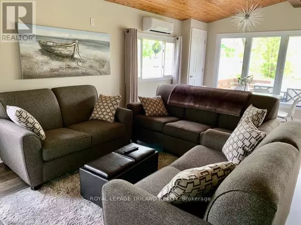 Norfolk (long Point), ON N0E1M0,16 HOWEY AVENUE