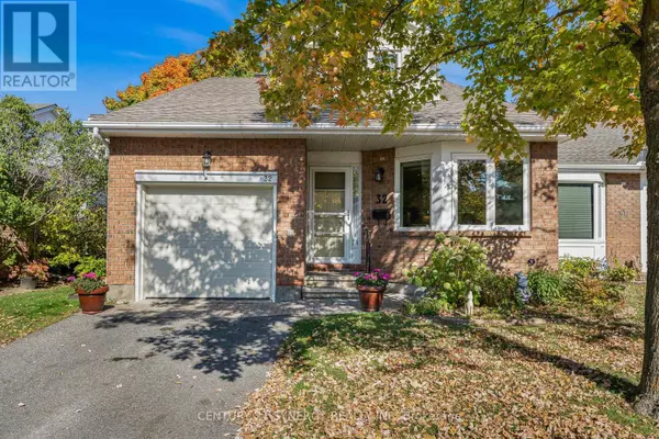 Ottawa, ON K2S1C7,32 Innesbrook CT #16