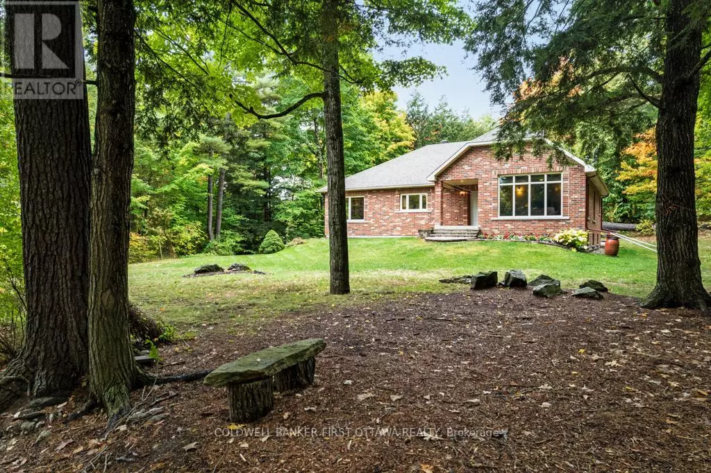 Drummond/north Elmsley, ON K7H0G7,139 SHEIL DRIVE