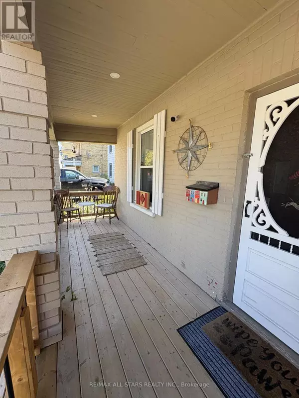 Peterborough (town Ward 3), ON K9J2H2,147 LAKE STREET