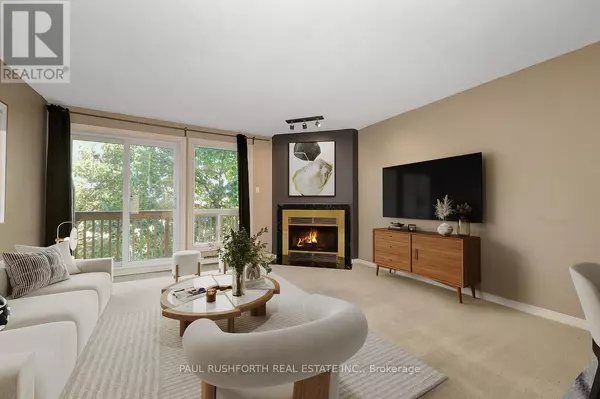 Ottawa, ON K1G5R5,492 BRISTON PRIVATE