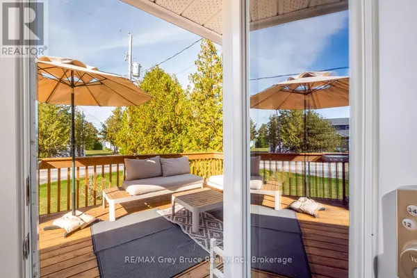 Northern Bruce Peninsula, ON N0H2T0,861 PIKE BAY ROAD