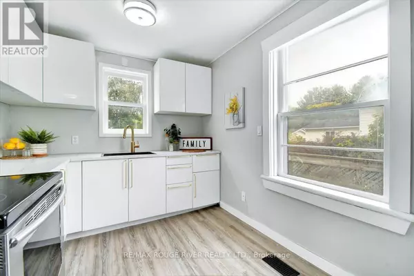 Alnwick/haldimand (grafton), ON K0K2G0,232 LYLE STREET N