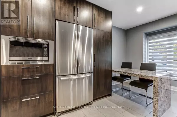 London South (south N), ON N6J4R1,163 Pine Valley DR #12