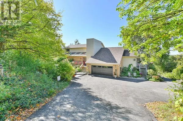 Quinte West (sidney Ward), ON K0K3E0,563 FLYING CLUB ROAD