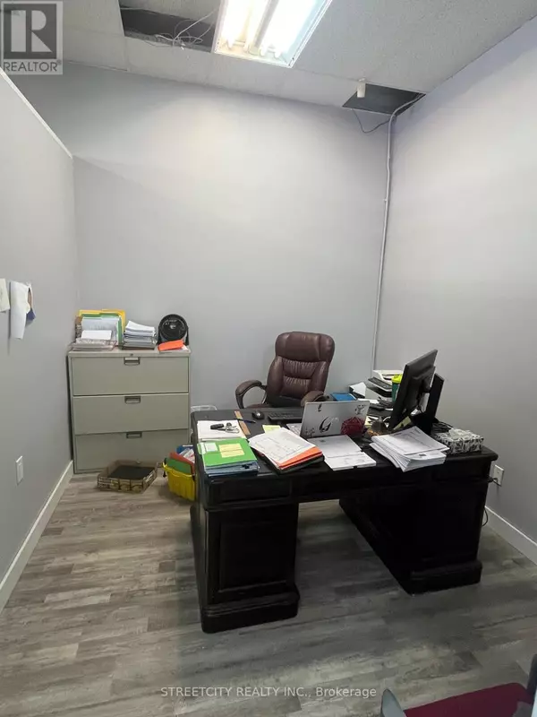 London East (east H), ON N5W3B9,1472 Dundas ST #Unit C