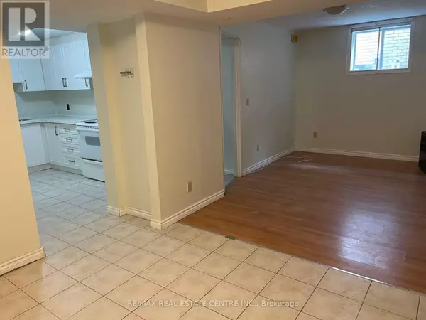 Guelph (kortright West), ON N1G3N9,129 KORTRIGHT DR West #Basement