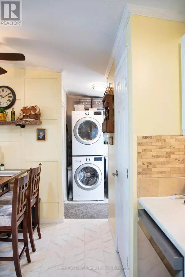 Fort Erie (black Creek), ON L0S1S0,3033 TOWNLINE RD #206