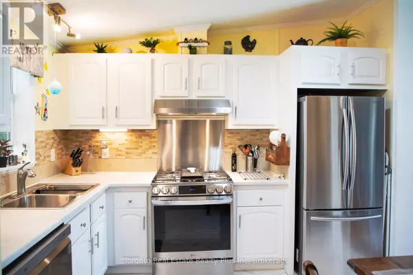 Fort Erie (black Creek), ON L0S1S0,3033 TOWNLINE RD #206